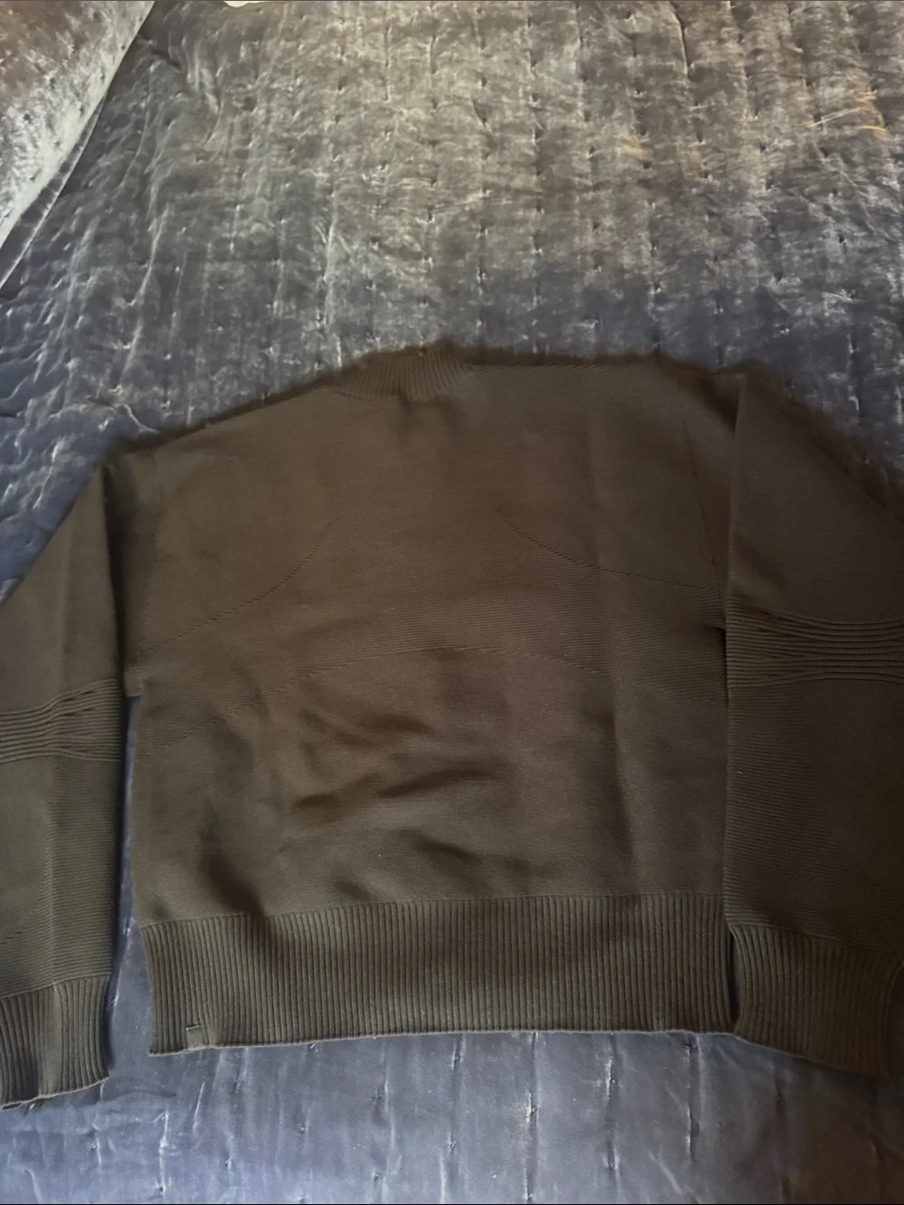 lululemon rare Women’s  Black Crewneck Sweater